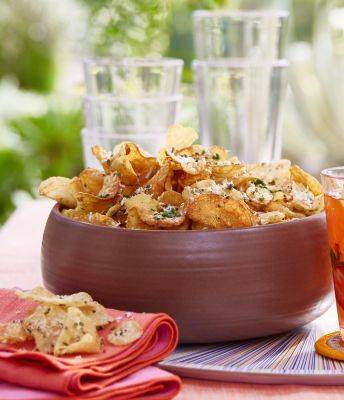 This Potato Chip Salad Is Taking Over New York City—Here’s How to Recreate It at Home