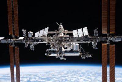 Space Station Science 101: Growing Plants