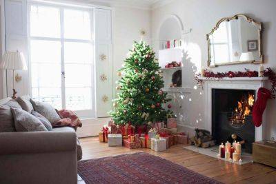 How to Keep Your Home Clean With a Real Christmas Tree, According to TikTok