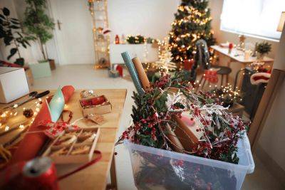 4 Items You Need to Say Goodbye to Before Holiday Decorating