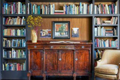 Traditional Decor Is In—and Bookshelf Wealth Gives It an Eclectic Spin