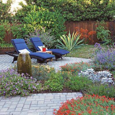 Strategies for Optimizing a Small Garden Space