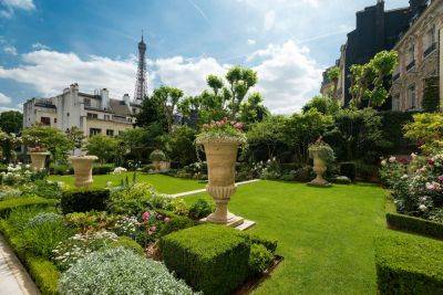 8 Hotel Gardens Around the World That Are Worth a Trip